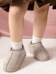 1 Paar Kleinkind Mode Flache Stiefel, Unifarben, Süß, Slip-On, Komfortabel Weiche Sohle, Warm, Geeignet für Baby Jungen und Mädchen (Fällt klein aus, eine Nummer größer empfohlen)