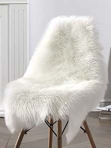 1个白色仿羊毛蓬松鱼形靠垫，柔软舒适，可水洗防滑装饰地毯，用途广泛，可用作椅垫、沙发垫、抱枕、客厅/卧室地毯 - 白色 - 查看 5
