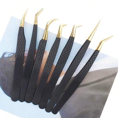 1pc Fashion Women's Eyelash Makeup Kit, Precision Black Stainless Steel Tweezers - Pointed Tip Slant Tweezers, Essential For Eyelash Technicians, For Daily Eyelash Application, Eyebrow Shaping, Splinter Removal And Multi-Purpose Use