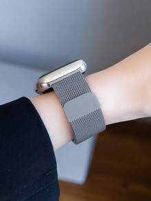 1条男女通用时尚灰色米兰尼斯表带，兼容 44mm、40mm、41mm、45mm、42mm、46mm、38mm、Ultra 3/2/1、49mm，磁吸式不锈钢表带，奢华表带，兼容Series 11、10、9、8、7、SE、6、5、4、3、2、1，时尚智能手表表带 - 太空灰 - 查看 5