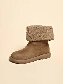 女士冬季保暖雪地靴，西式仿保暖内衬户外保暖靴，时尚短靴，带毛皮饰边，平底踝靴，金属扣闭合，双向穿着设计