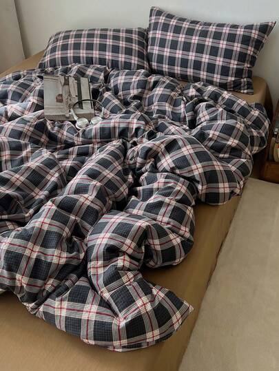3pcs 100% Polyester Christmas Retro Plaid Print Duvet Cover Set, 2 Pillow Shams + 1 Duvet Cover (No Bed Sheet)