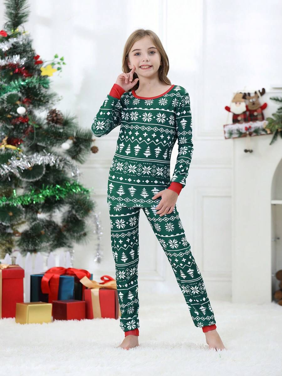 两件套女童圣诞家庭亲子装贴身睡衣，趣味圣诞树雪花印花条纹长袖上衣和裤子，舒适假日家居服套装 - 綠色 - 查看 1