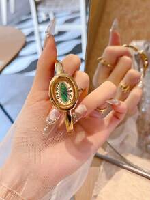 1 件新款时尚女士手链表，复古奢华简约优雅石英表适合日常佩戴、工作以及作为送给女士或学生的礼物。