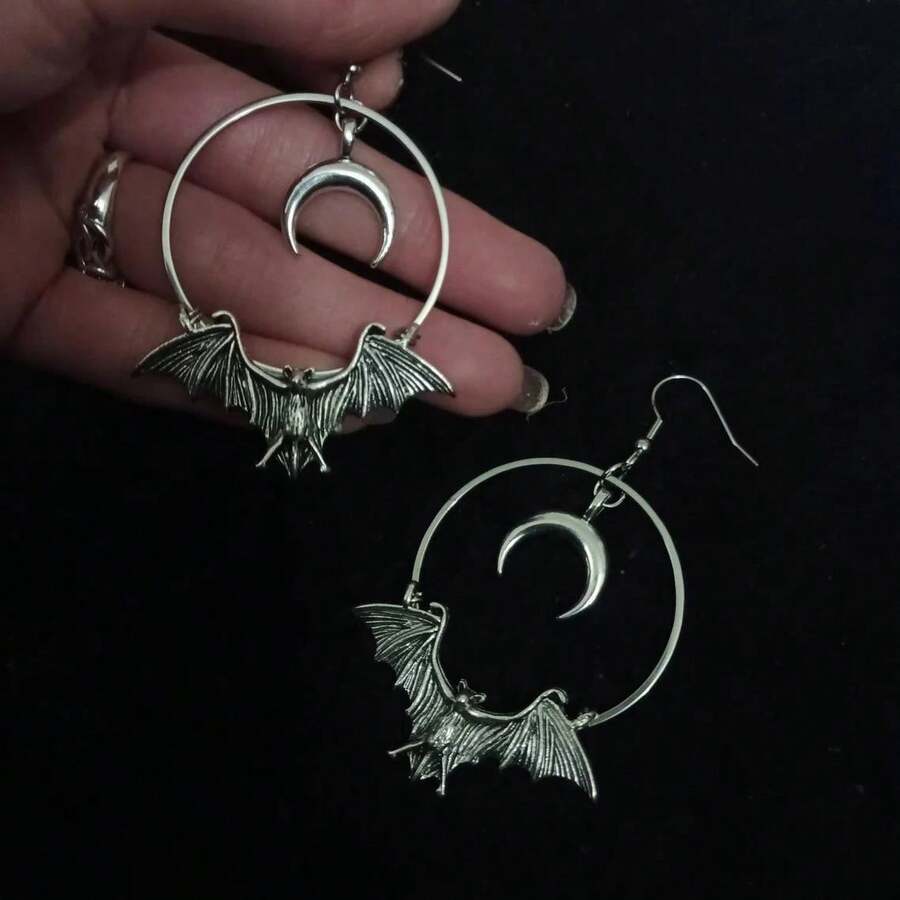 Hip Hop Vintage Vampire Moon Witch Dangle Earrings For Women Halloween Jewelry Accessories Girl Gift Vintage Dark Bat Pendant Earrings Birthday/Christmas/Holiday Gifts Everyday Jewelry, Elegant Accessory - 復古銀色 - 查看 1