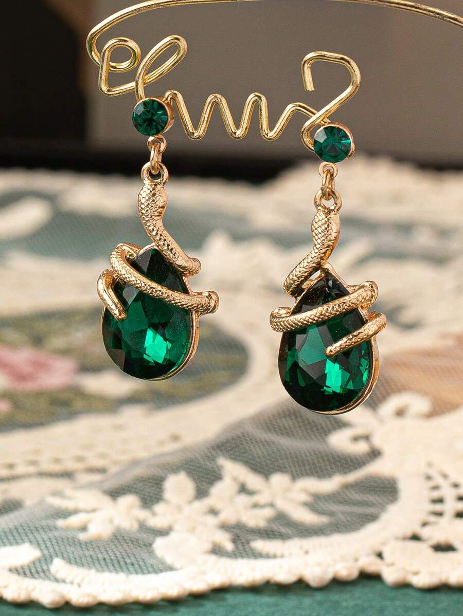 Fashionable Elegant Retro Green Zirconia Snake Shaped Earrings