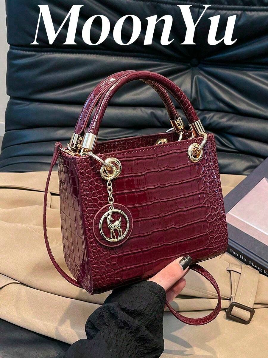 Fashionable Women's Handbag Shoulder Bag, Made Of High-Quality Crocodile Print Material With Exquisite Pendant, Large Capacity Burgundy Purse, Best Personalized Gift For Ladies, Fashionable Burgundy Bag , Bags Ladies Elegant , Red Bag , Burgundy Bag