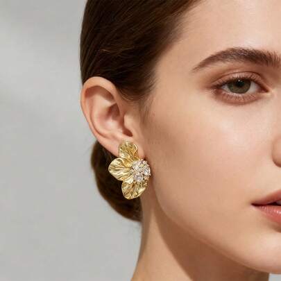 JOJELOO 18K Gold Plated Cubic Zirconia Flower Stud Earrings - 3D Textured Floral Tassel Design, Luxury Statement Jewelry, New Fashion Accessory, Suitable For Weddings And Elegant Daily Looks