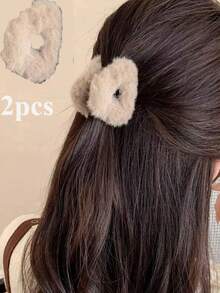 2pcs Soft Plush Cat Ears With Small Paws And A Cute Princess Hairstyle With Fluffy Hair Accessories Winter Claw Clips Elegant Hair Clips Fashion Hair Clutch