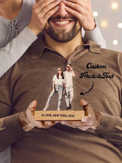 1 pieza Decoración de foto de acrílico personalizada, estatua de foto de acrílico personalizada con base de madera - Exhibición de retrato familiar personalizada, base con texto personalizable, exhibición de escritorio de plástico transparente, recuerdo de decoración del hogar, perfecto para recuerdos familiares en el dormitorio, sala de estar u oficina, tablero de exhibición de fotos, decoración de oficina, elegante