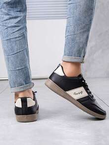 Zapatillas deportivas de moda lisas con rayas para hombre,Zapatos planos casuales para todas las estaciones para hombres,Mocasines ligeros con suela blanda,con puntera redonda y cordones,zapatos cómodos y de ocio con estilo retro,Zapatillas de tenis para hombre de color liso,Zapatillas de entrenamiento minimalistas, Adecuado para viajes diarios, deportes al aire libre, oficin - Negro - Ver 4