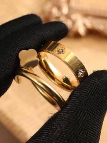 2 piezas Anillos de trébol de cuatro hojas chapados en oro de 18K de acero inoxidable, joyería de brazalete elegante para mujeres, adecuado para uso diario y como regalo - Juego de dos piezas de anillos para uñas - Ver 5