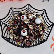 Schwarzer Halloweenkorb