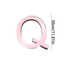 玫瑰金字母墙贴 A-Z - 单个字母高度 10cm/15cm/20cm，亚克力镜面，带 1cm 厚泡沫背衬。双层设计呈现 3D 立体效果；单层设计更显简约。自带背胶，可粘贴于墙面或玻璃上。撕下保护膜即可展现镜面效果。