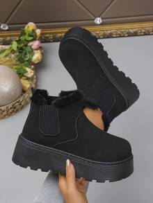 女士舒适防滑黑色毛绒保暖厚底雪地靴，一脚蹬高台厚底靴，保暖内衬冬季保暖靴，适合秋冬季日常穿着的黑色雪地靴，毛皮靴 - 黑色 - 查看 3