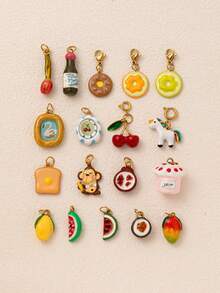 1 件可爱的仿制食物吊坠，带有芒果、樱桃、西瓜、百香果、石榴、甜甜圈、吐司、草莓酱、酒形油滴吊坠，不锈钢材质镀 18K 金，适用于 DIY 珠宝、项链、手链、耳环、钥匙扣、包袋配件、DIY 女士珠宝配件、不锈钢吊坠、钱包配件、小吊坠 - 彩色 - 查看 4