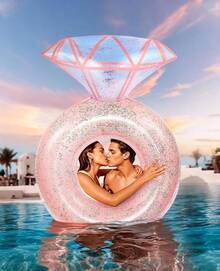 HeySplash Pool Floats, Inflatable Ring Pool Float, Large Engagement Ring Floatie Bachelorette Party, Swim Tube River Lake Wedding Bride Stagette Decor Fun Toy Raft Adults, Gold - 浮鑽戒指 - 玫瑰金 - 查看 2
