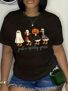 Women's Happy Halloween Print, Crew Neck Design, Comfortable All-Season Fit, Perfect For Halloween, Thanksgiving, Christmas, Birthdays, Holidays, Family Gatherings, And Beach Vacations. Machine Washable.