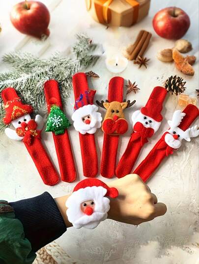 12件圣诞手环、手链、圣诞按扣手链派对礼物，圣诞手环包含圣诞老人、雪人、驯鹿熊等圣诞装饰，适合男孩和女孩。图案包括圣诞老人、雪人和驯鹿。非常适合节日装饰和配饰，也适合圣诞聚会和礼物交换。