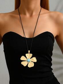 1 PC Fashionable Sunflower Patterned Boho Matte Gold Color Pendant On Long Adjustable Wax Cord Chain Necklace Suitable For Ladies Daily Wear, Couple Jewellery Chic Gift