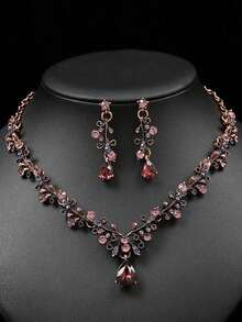 3 件套复古珠宝套装，带耳环、项链和水晶镶嵌，红色或黑色，是生日、婚礼或派对上送给她的完美礼物 - 彩色 - 查看 3