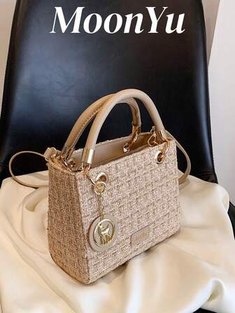 精致优雅的便携式时尚迷你卡其色格纹方形包，带吊坠，适合女士，是送给女性、妈妈和女朋友的最佳个性化礼物，时尚商务休闲女士包，非常适合办公室、商务和工作，女士优雅包