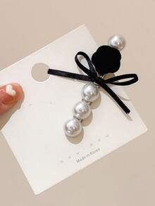 1 pieza Clip de pelo con rosa de perla falsa vintage - Pasadores para el cabello rebelde y el flequillo, Pasador de moda elegante para mujeres, Pinzas de garra - Multicolor - Ver 5