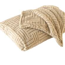 2pcs Geometric Pattern Pillow Covers, Soft & Comfortable, Warm & Breathable For Autumn/Winter, Skin-Friendly, Machine Washable, Envelope Closure, Suitable For Bedroom, Living Room, Hotel, Dorm, Holiday Decor, Couples (Pillow Insert Not Included) - Khaki - View 5