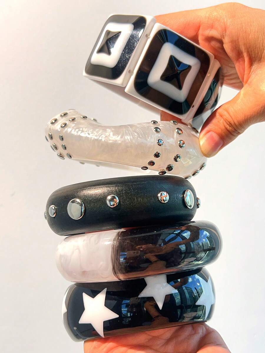 1pc Punk Style Black & White Contrast Resin Bracelet, Multi-Element Rivet Design With Star Decor, Asymmetric Round Jewelry Fashion Gift For Women, Suitable For Daily Wear - Multicolor - View 1