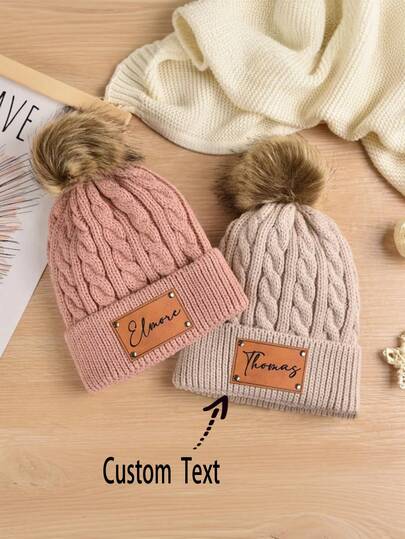 Personalized Pom Pom Hat (Customizable Name), Engraved Pom Pom Hat, Customized Knit Hat, Winter Hat, Newborn Gift, Leather Name Tag Pom Pom Hat