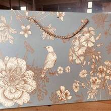 1 件创意节日礼品包装袋、蝴蝶结丝带提手纸袋、情人节礼品袋、生日礼品袋、宰牲节分发、儿童开斋节礼物、礼品袋