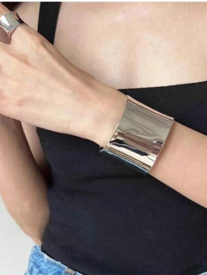 1 Stück modischer, minimalistischer, eleganter Armreif mit breiter, glatter Spiegeloberfläche, vielseitiges Accessoire geeignet für den täglichen Gebrauch