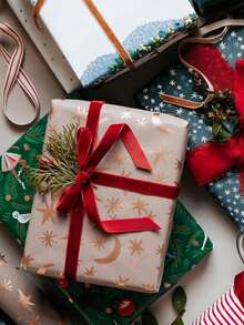 1 pièce/6 pièces/12 pièces/24 pièces/48 pièces Décoration de nœud de Noël rouge, nœuds décoratifs classiques pour les fêtes à accrocher, convient pour les arbres de Noël, couronnes, vignes, boîtes cadeaux, décoration festive, nœuds décoratifs élégants, fournitures pour fête de Noël, convient pour la maison, la cheminée, la décoration de porte, la décoration d'escalier