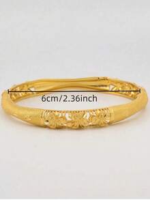 1pc Fashionable Gold-Color Hollow Flower Clasp Bracelet, Suitable For Daily Wear