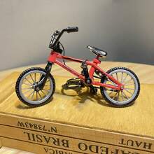 1 peça de chaveiro modelo mountain bike, com design realista. Um brinquedo único. Adequado para entusiastas de carros colecionarem, exibirem ou brincarem. Pode ser pendurado em uma bolsa para decoração. Pode ser dado de presente para amigos e como presente de Natal.