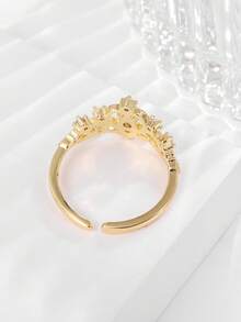 1pc Fashionable Hollow-Out Heart Ring For Women's Daily Wear