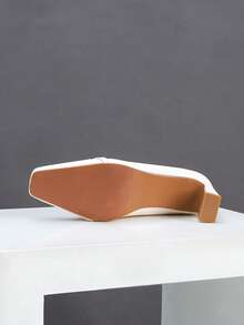 1 Par de Bombas de Salto Grosso de Bico Quadrado Francês Fashionable & Versátil, Feitas de Couro de Qualidade Vintage com Decoração de Tira, Adequadas para Vários Ambientes de Trabalho