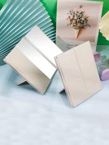 1个三折方形折叠镜，新款极简超薄折叠化妆镜，防摔桌面梳妆镜，家用便携式化妆镜，宿舍、卧室适用，送给朋友、家人、女朋友的礼物，母亲节礼物，价格实惠，圣诞礼物，化妆品，化妆工具，便宜好物，礼物，女士礼物，圣诞礼物，赠品，旅行必备 - 彩色 - 查看 15