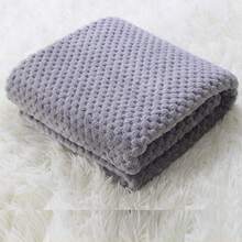 1pc Coral Fleece Pet Blanket, Soft & Breathable Lightweight Throw Blanket For Small/Medium Dogs And Cats, Suitable For Pet Bed, Sofa, Air Conditioning