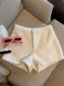 Women's Casual Fashion Black & White Combination Loose Fluffy Shorts, Autumn/Winter