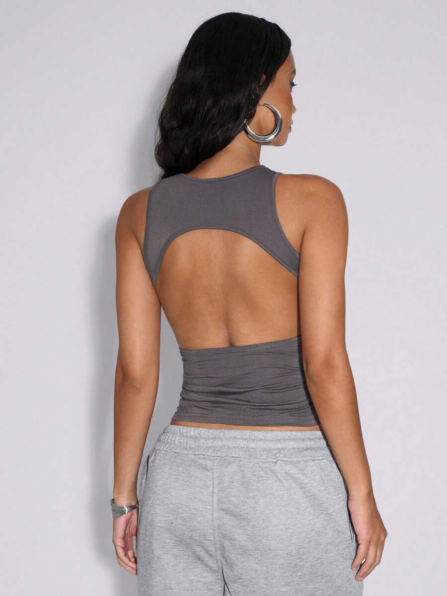 TypaGal 女士秋季秋冬休闲运动时尚现代外出优雅性感夏季灰色 Y2k 露背短款吊带背心上衣基本款 - 灰色 - 查看 1