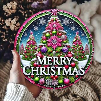 1 pieza Letrero de Navidad de aluminio vintage, corona metálica redonda de 8 pulgadas resistente al agua, árbol de Navidad rosa y verde, decoración de pared resistente a la oxidación, adecuada para el hogar, cafetería, restaurante - Decoración temática navideña de uso múltiple sin electricidad