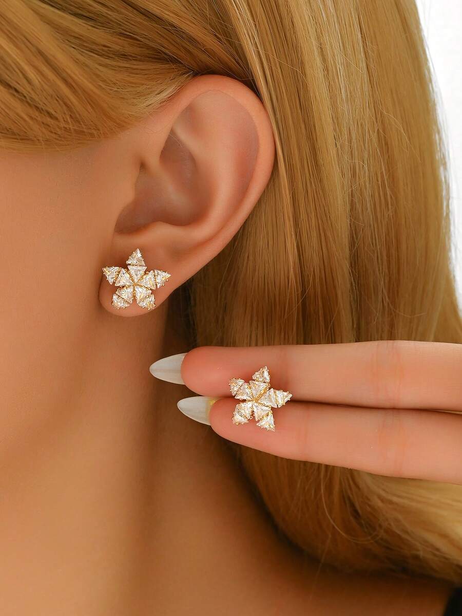 1 Pair Fashionable Luxury Zirconia Pentagram Stud Earrings For Women, Suitable For Casual, Holiday, Date, Party