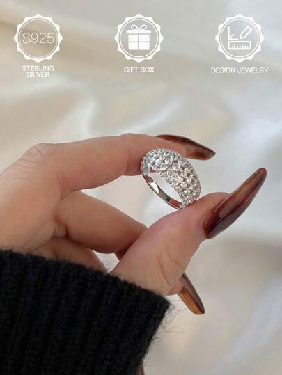 1 pieza Anillo de banda ancha con circonita cúbica incrustada de plata esterlina S925 para mujer, elegante anillo de dedo brillante adecuado para uso diario, boda, compromiso, Día de la Madre, regalo del festival de música, viene con caja de regalo