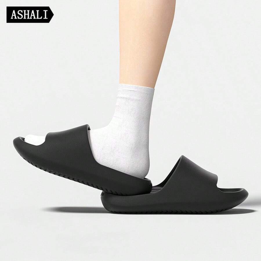ASHALI Women's Non-Slip Black Slippers, Comfortable Lightweight Sandals Suitable For All Seasons, Outdoor Casual Flip Flops, Indoor Home Couple Slippers - Black - View 1