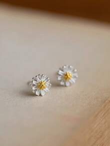 Cercei stud din argint sterlin S925 cu margarete delicate, 1 buc., pentru femei, design minimalist elegant, potriviți pentru purtare zilnică.