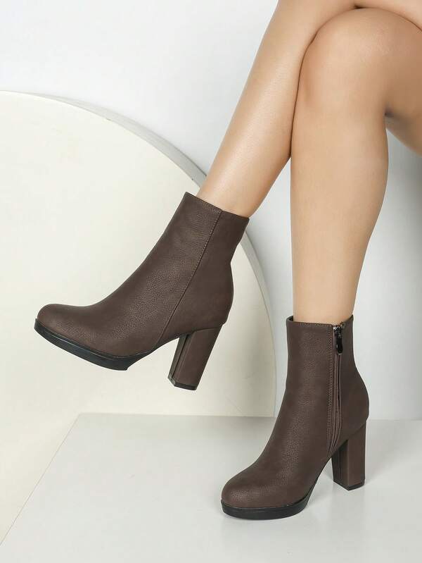 2025 Autumn/Winter Fashion Ankle Boots For Women, Round Toe Thick Heel Platform, Korean Version Waterproof Short Ankle Boots, Multi-Functional