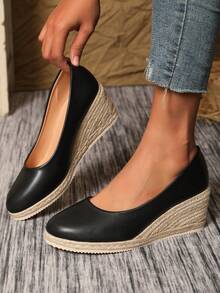 Women's Platform Wedge Slip-On Shoes - Fashionable & Elegant Style, Casual & Comfortable, Middle Eastern Series, Retro Style, Daily Commute, Casual & Versatile, Minimalist, High Heels, Slip-On, Faux Pearl Leather, Low-Cut High Heels, Woven, Platform Wedge Heel Shoes