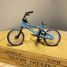 1 peça de chaveiro modelo mountain bike, com design realista. Um brinquedo único. Adequado para entusiastas de carros colecionarem, exibirem ou brincarem. Pode ser pendurado em uma bolsa para decoração. Pode ser dado de presente para amigos e como presente de Natal.
