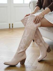 planare 女士复古麂皮裸粉色刺绣西部过膝长靴，粗跟尖头牛仔高筒靴，复古风格，适合秋冬季音乐节和街头时尚，显瘦，牛仔靴 - 杏色 - 查看 3